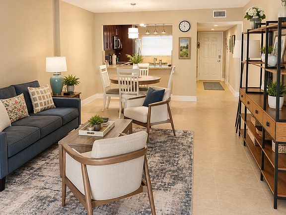 5th image of 5574 Witney Drive #206