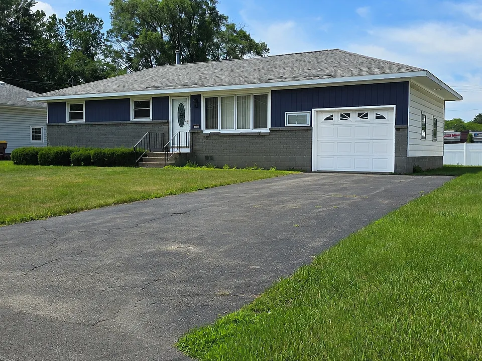 14 Kenlyn Dr