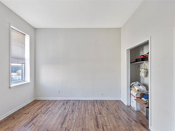 4th image of 3747 Oregon Ave