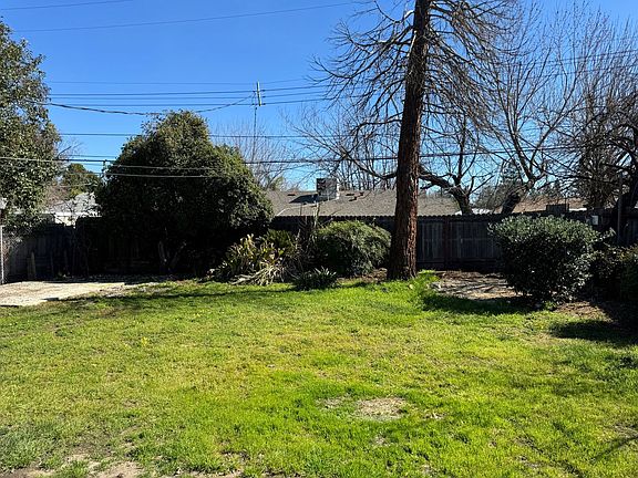 5th image of 2124 Ethan Way