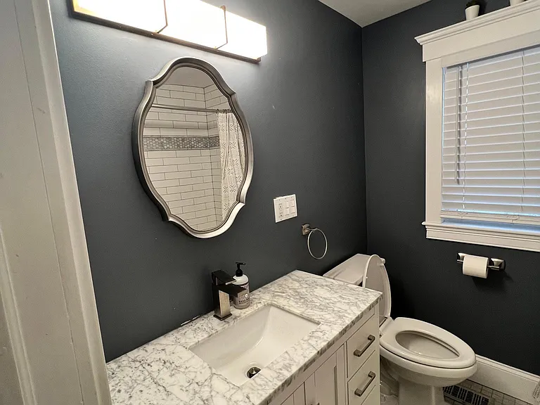 82 Essex St #1 — Photo 16