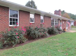 528 Hayes Dr, Lynchburg, VA 24502