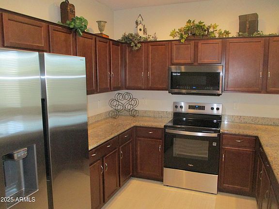5th image of 10317 W Papago Street