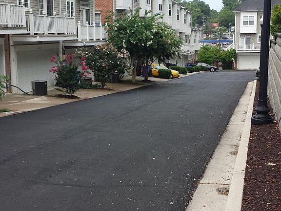 2nd image of 4019 Columbia Pike