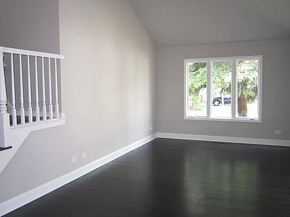 3rd image of 1526 Brittany Ct