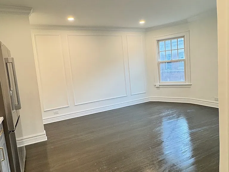 2324 N Lincoln Park W #4A — Photo 4
