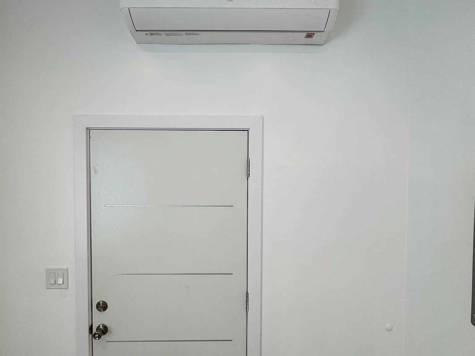 Studio, 400 sqft, $1,950 — Photo 4