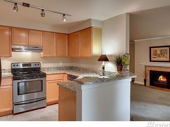 3rd image of 10004 NE 120th Ln APT A102
