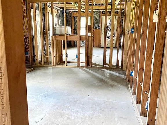 3rd image of 125 3rd Ave