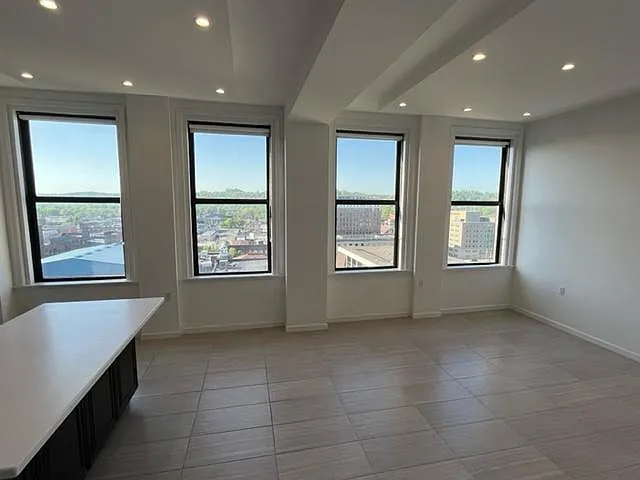910 4th Ave #1201 — Photo 2