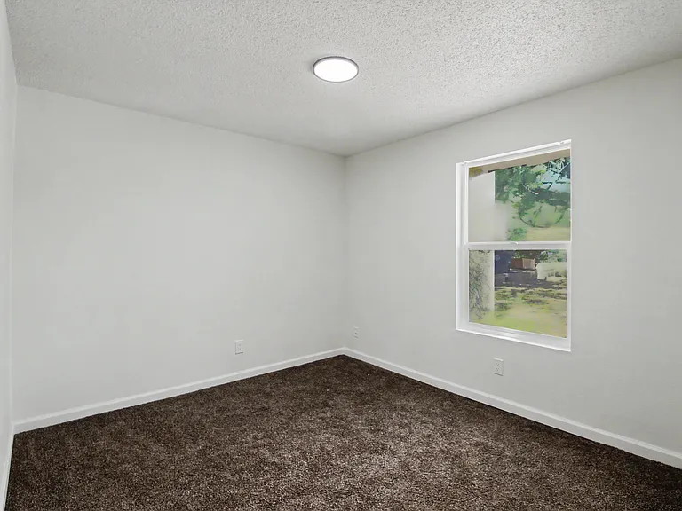 6325 Christy Ave NE — Photo 17
