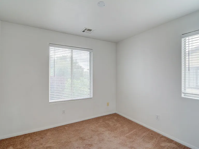 2753 Kona Crest Ave — Photo 10