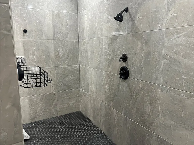 4006 Talbot Dr — Photo 25