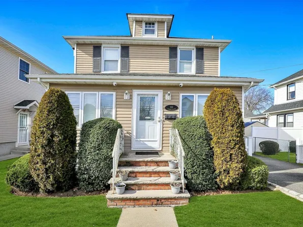 153 Madison Avenue, Franklin Square, NY 11010