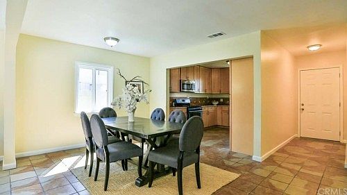 4th image of 9627 Foxbury Way