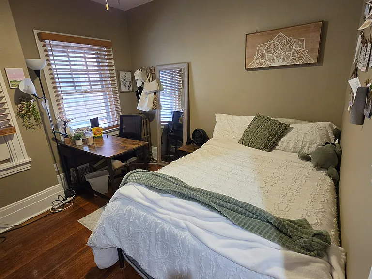 523 Richmond Ave #2 — Photo 17