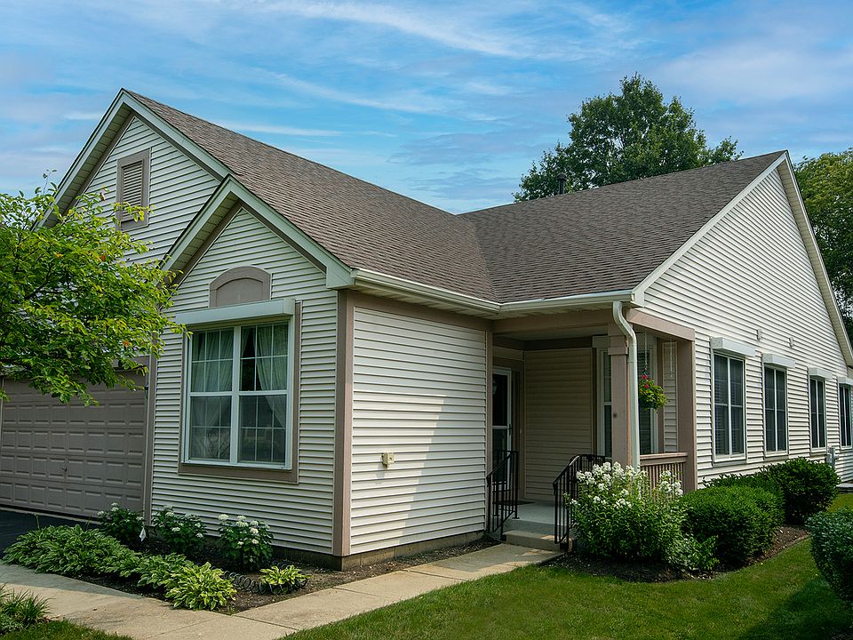 1st image of 2273 Carillon Dr