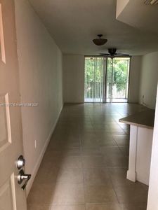8353 Lake Dr APT 302, Doral, FL, 33166
