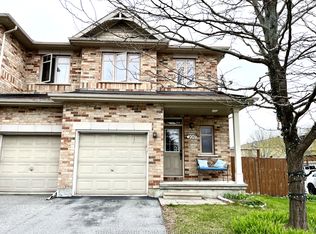 209 Hornchurch Ln, Ottawa, ON K2J 5J5