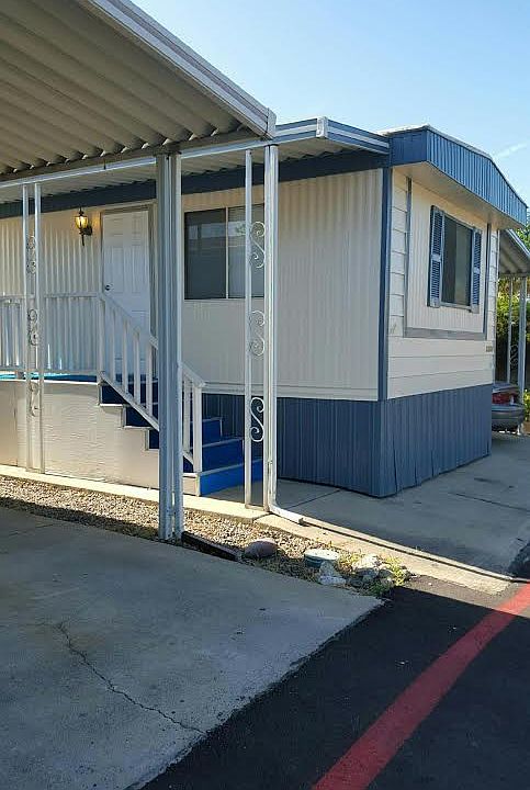 1st image of 13601 Poinsettia Dr #1