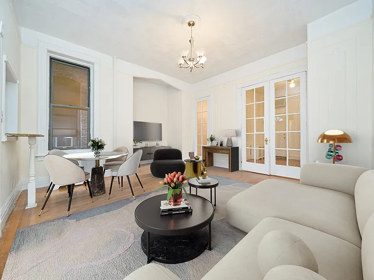414 E 89th St #1R — Photo 4