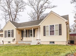 16 Grinnell Rd, Brockton, MA 02302