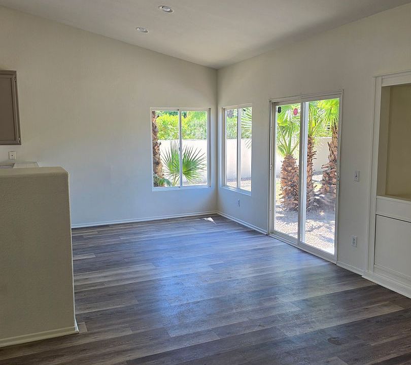 2nd image of 78755 Irwin Cir