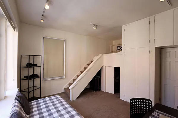 Rented by Corcoran | media 18