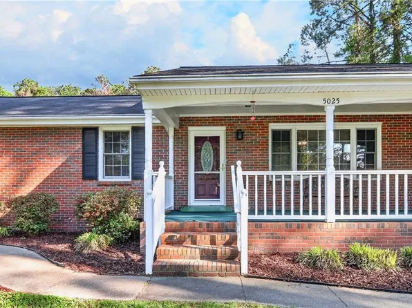 5025 Greenbrook Dr, Portsmouth, VA 23703