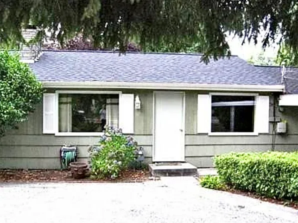 7041 122nd Avenue NE, Kirkland, WA 98033