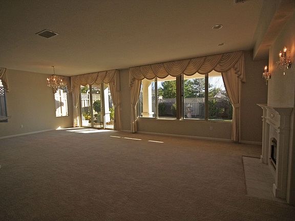 Dining/Living Room