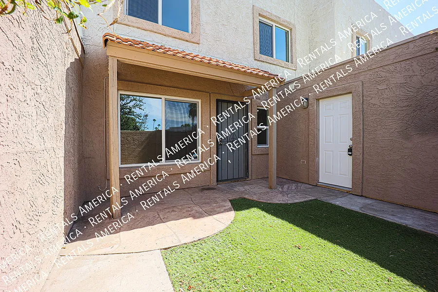 Nice Scottsdale Condo with Great Location! — Photo 3