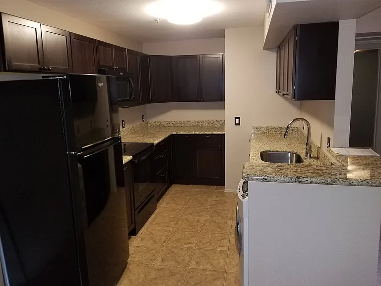 1185 W University Ave #18-146 — Photo 2