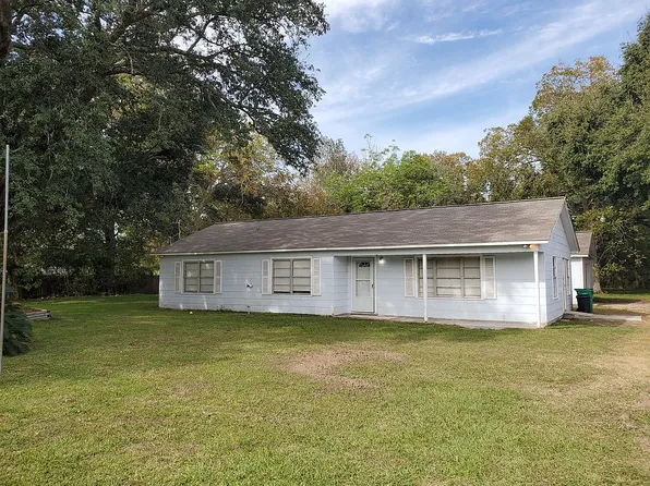 916 Cedar Bayou Rd, Baytown, TX 77520