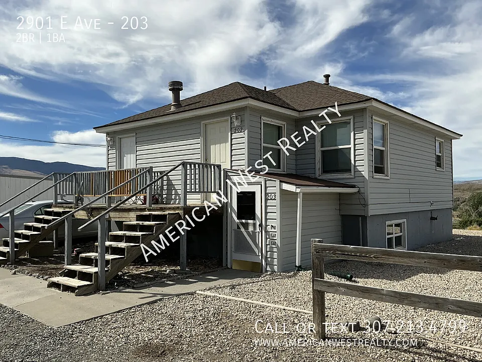 2901 East Ave #203