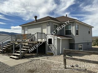 2901 East Ave APT 203, Cody, WY 82414