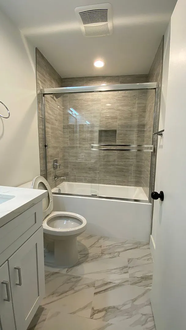 821 S Gramercy, Los Angeles — Photo 4