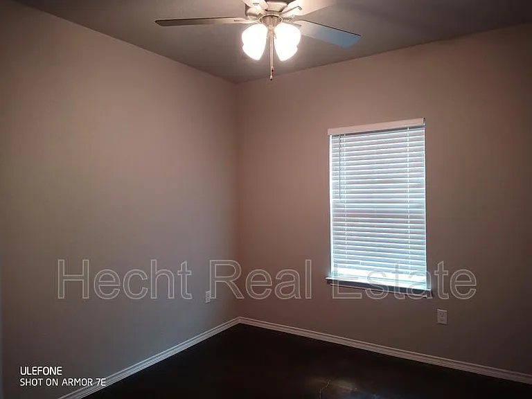 1144 Stanley Rd — Photo 11
