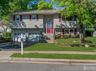 3 Wilton Ave, Middlesex, NJ 08846