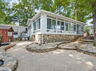 132 Commanche Trl, Crossville, TN 38572