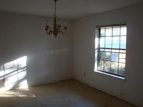 4th image of 7413 Old Spanish Dr
