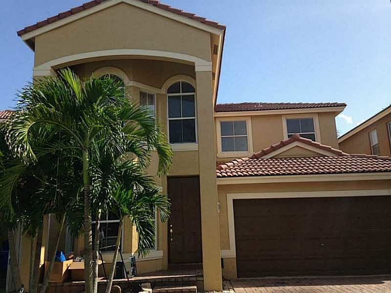 1st image of 3748 SW 50th Ct