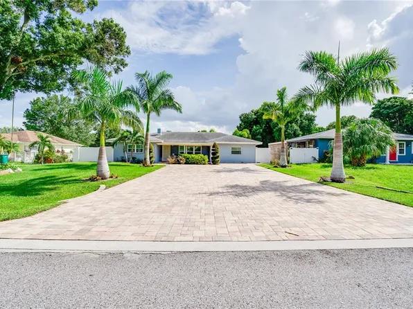 3133 Drew St, Clearwater, FL 33759