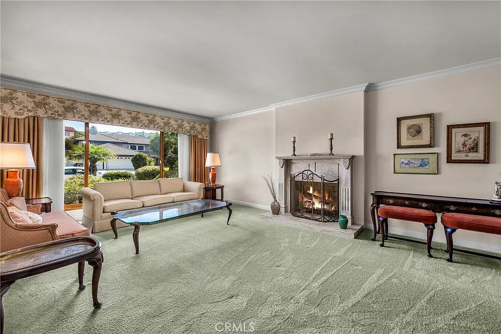 5 bed, 2968 sqft, $7,300 — Photo 4