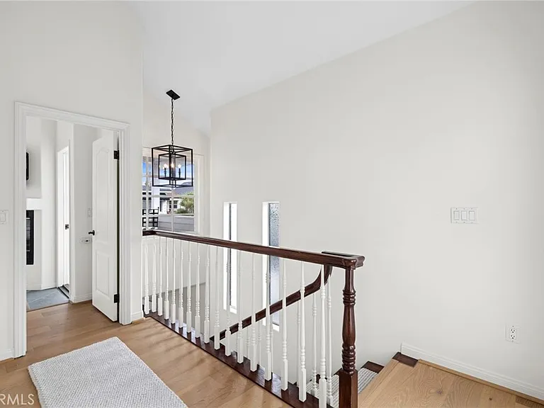 117 Marine Ave — Photo 11