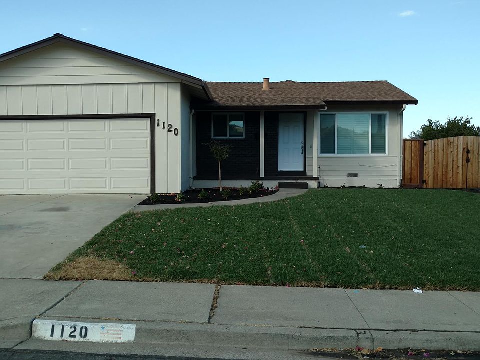 1st image of 1120 Monterey Dr