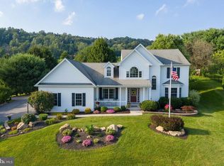 225 Winding Way, Wernersville, PA 19565