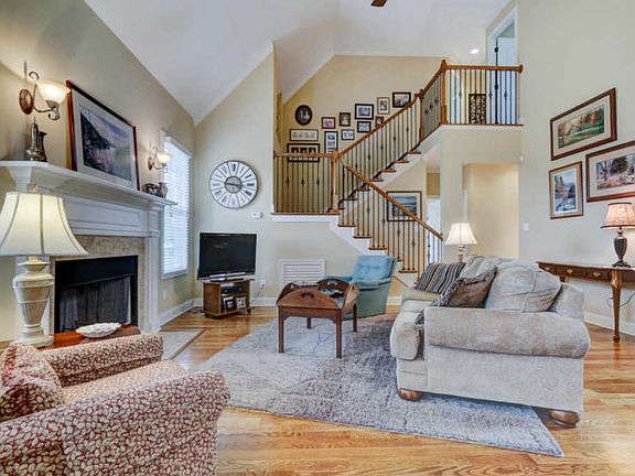 5th image of 1535 Laurens Glen Ln