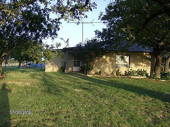 2nd image of 818 County Road 218