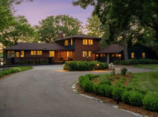 3369 Snelling Ave N, Arden Hills, MN 55112